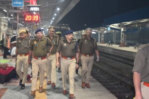 SP सोमेंद्र मीना आनंद नगर रेलवे स्टेशन का निरीक्षण किया गया