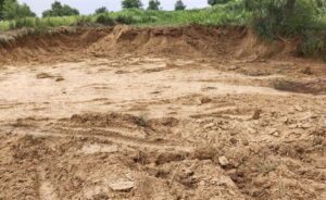 अवैध मिट्टी खनन-5