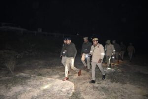 बघेला पुल के नीचे ब्रीफकेस से महिला का शव बरामद-2