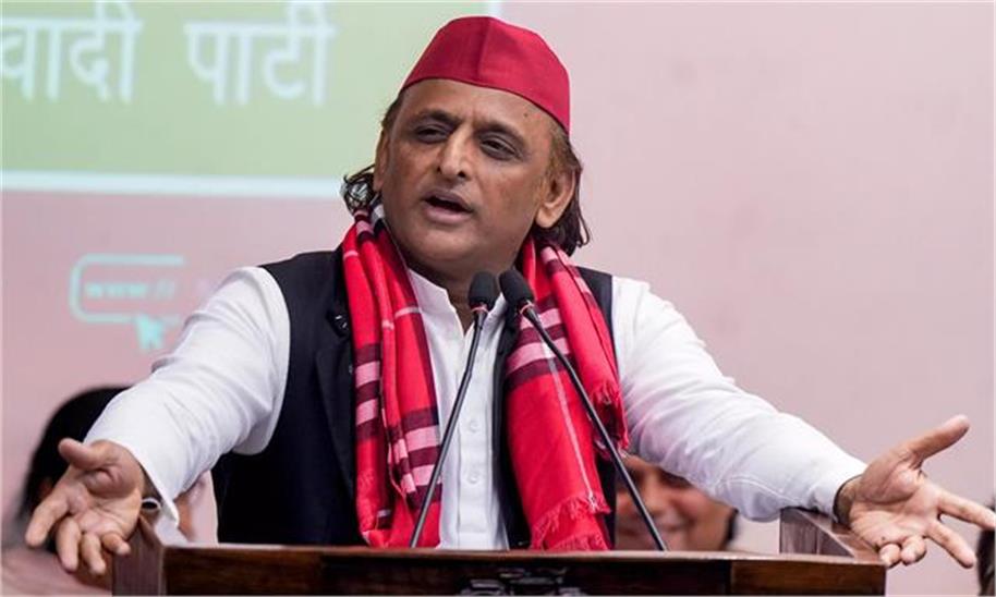 समाजवादी पार्टी (SP) के अध्यक्ष अखिलेश यादव
